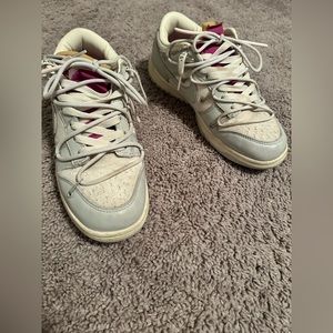 Off-white Nike dunk low lot 03